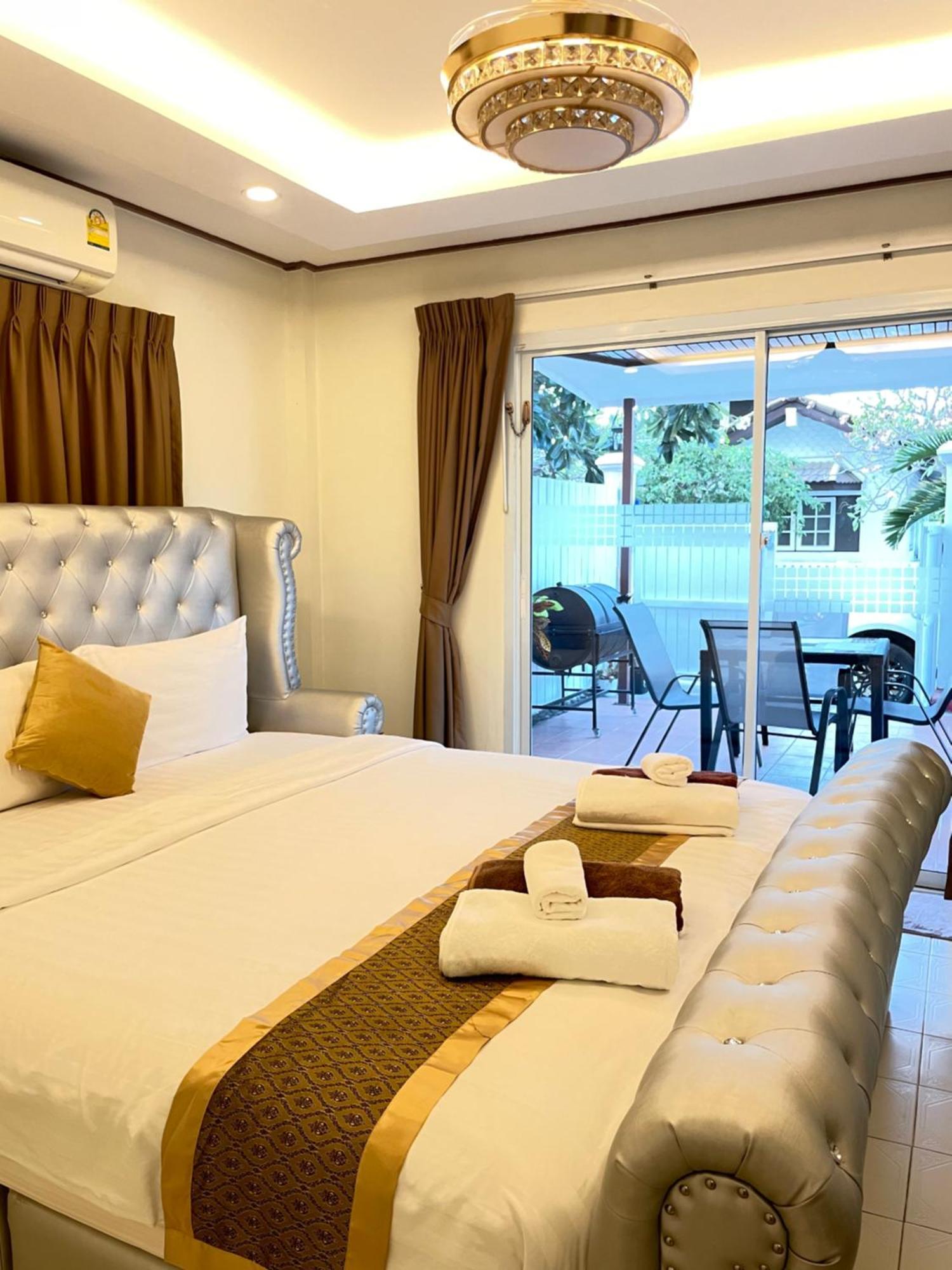 Pattaya Pool Villa39A 300 Mater To Beach Gate Exit Экстерьер фото